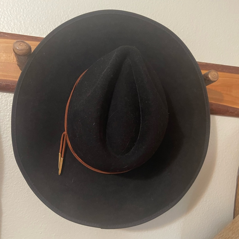 Hadley Wren Hat Black